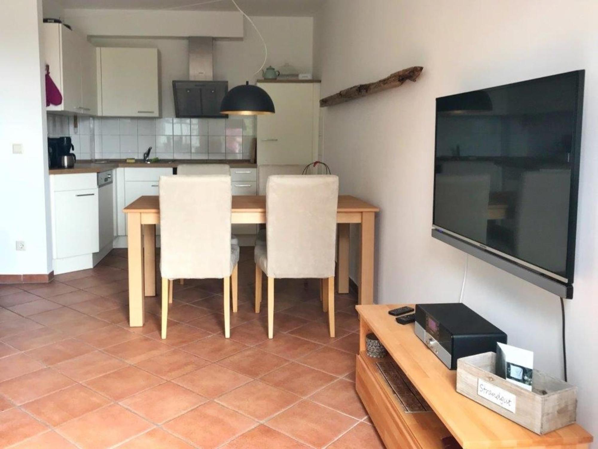 Lieblingsplatz Im Reethus Apartamento Putbus Exterior foto